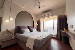 2 bhk luxury apartment with jacuzzi, Thane