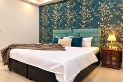 Valley Pause 2BHK 7th Floor Haldiram's, Dhanaulti
