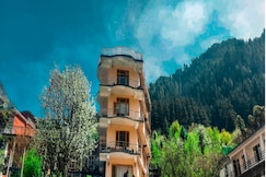 Himalayan Pine, Kasol