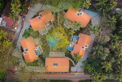ELIVAAS Kensho Daisy | 5 BHK Villa With Plunge Pool & Lift, Near Beaches