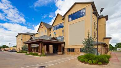 Best Western Plus Cimarron Hotel & Suites - Tap to explore photos