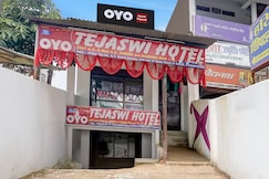 Hotel O Tejaswi Hotel, Varanasi