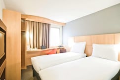 ibis London Heathrow Airport,  London