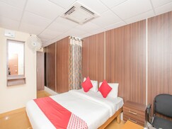 FLAT OFF - Sanjaynagar Hotels, Bangalore Book @ Rs. 678 Lowest Rates