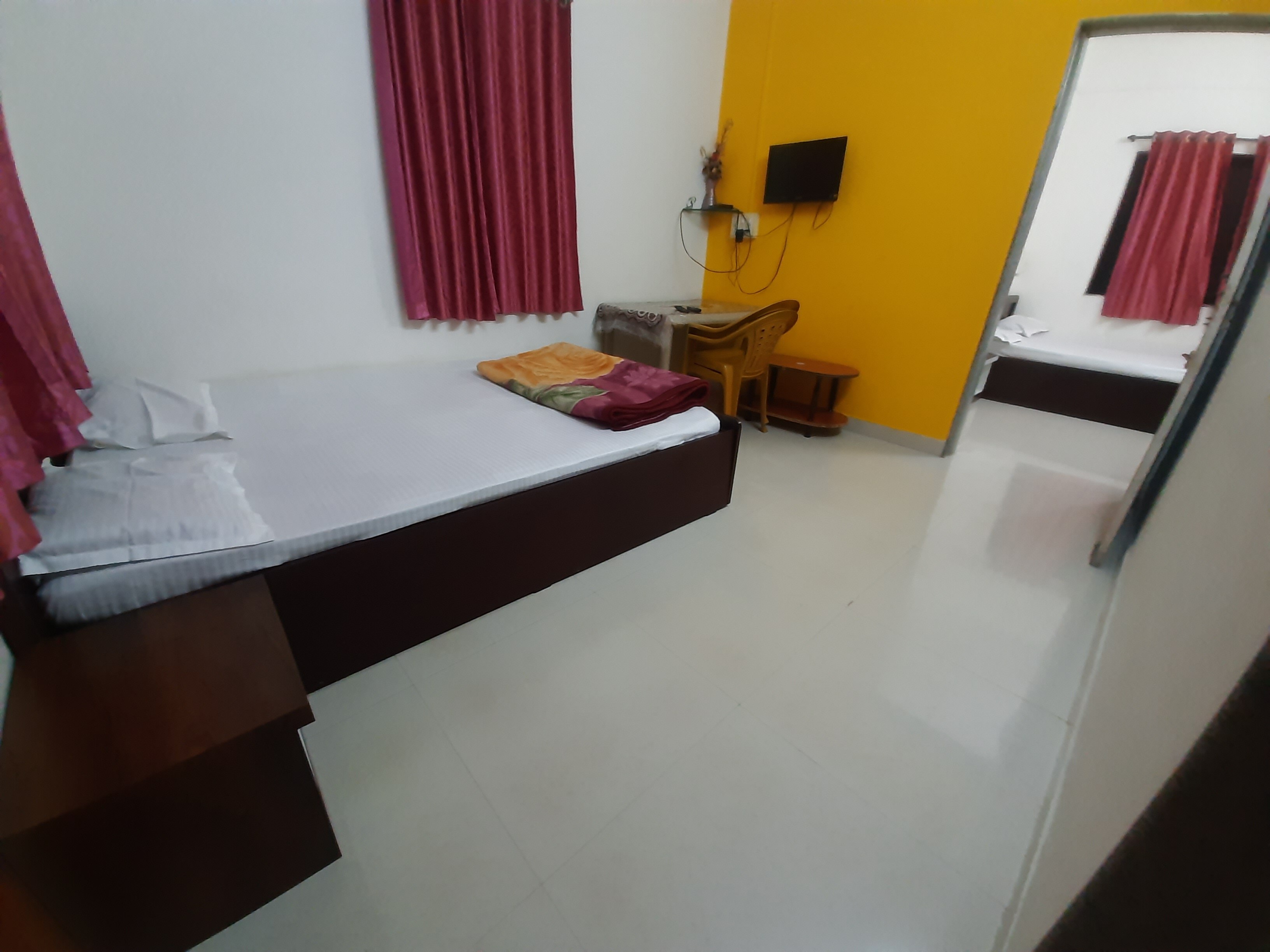 Trimurti Holiday Home - Tap to explore photos
