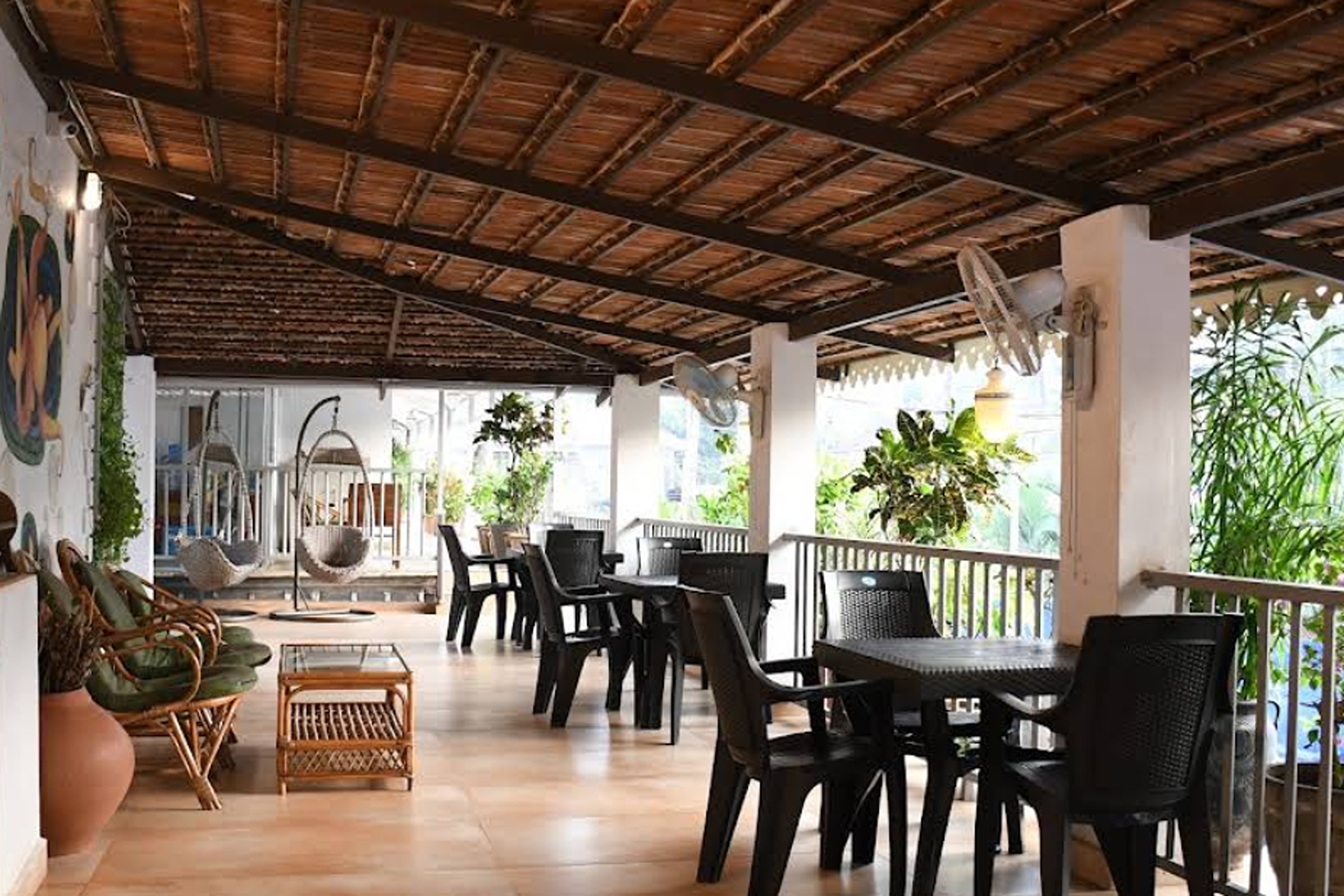 Dom Joao's Guest House - Tap to explore photos
