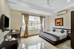 Super Townhouse All In One, Kolkata