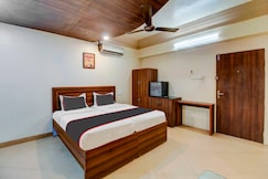 Townhouse Dange Chowk Bus Terminal, Pune