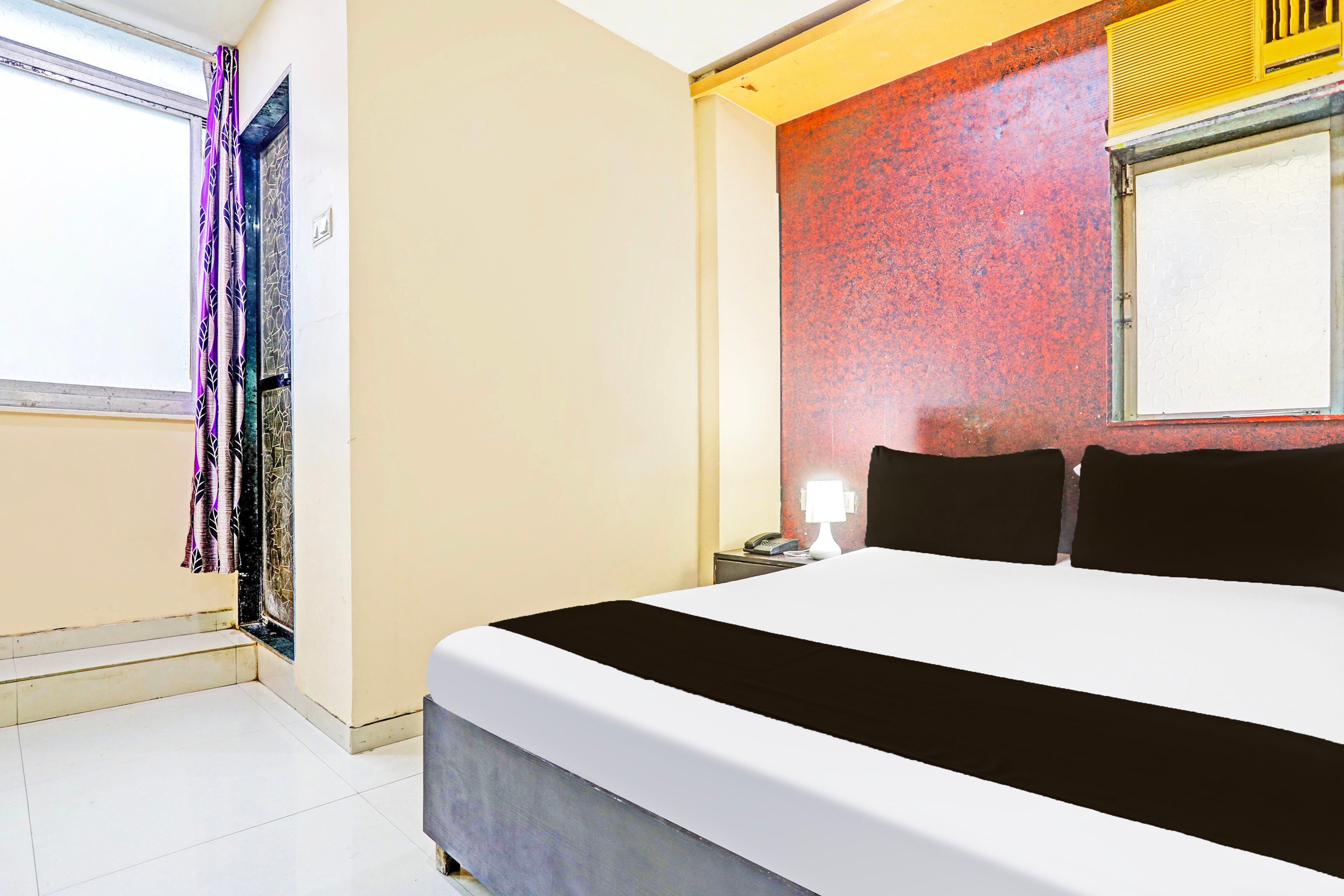 Hotel new shree niwas - Tap to explore photos