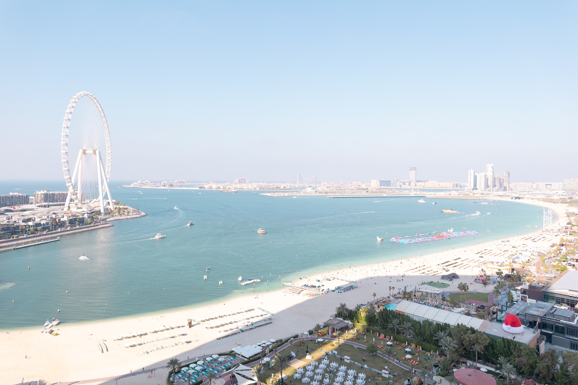 HAPPY SEASON JBR Al Bateen Residences - Tap to explore photos
