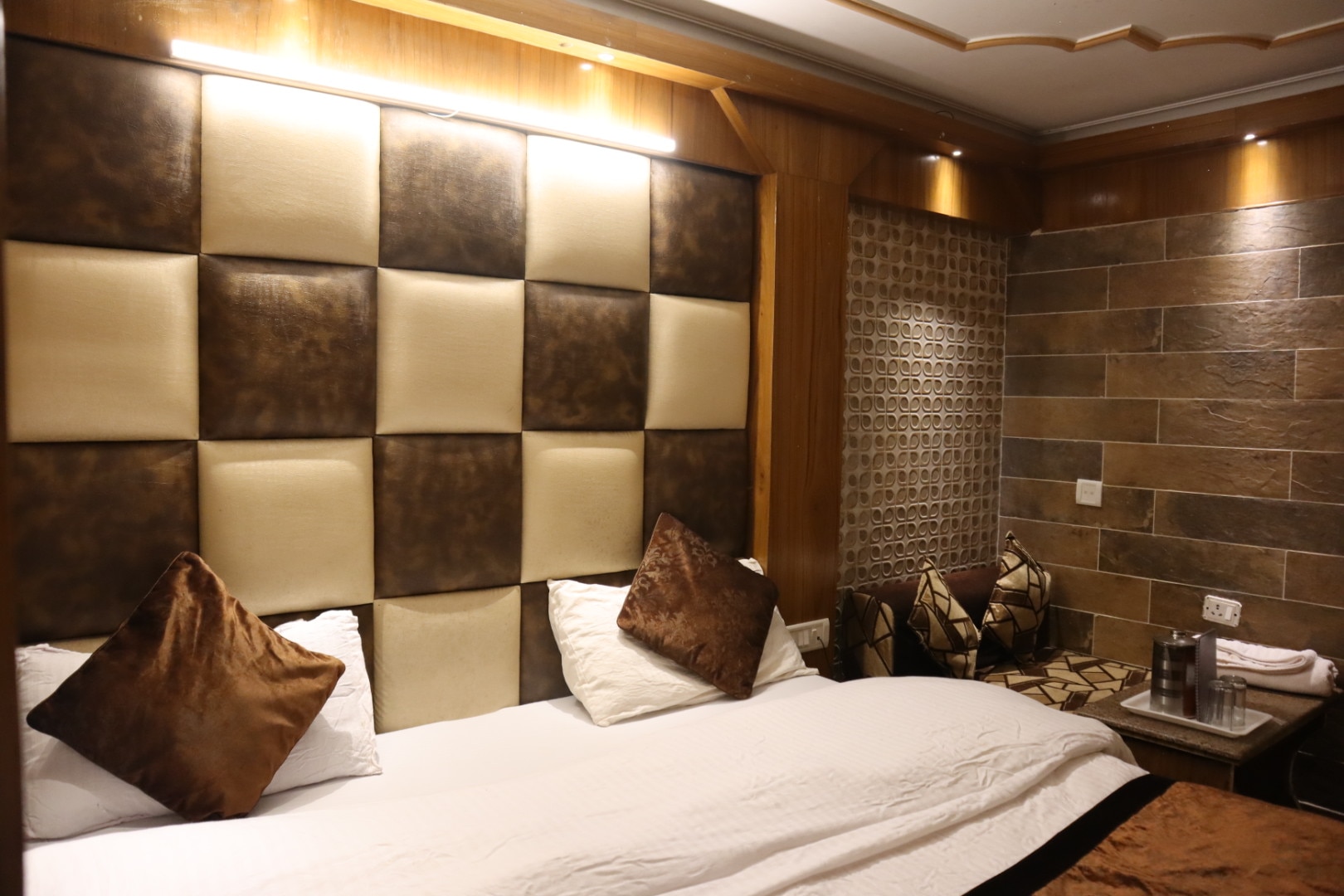 Hotel Krishiv Residency - Tap to explore photos
