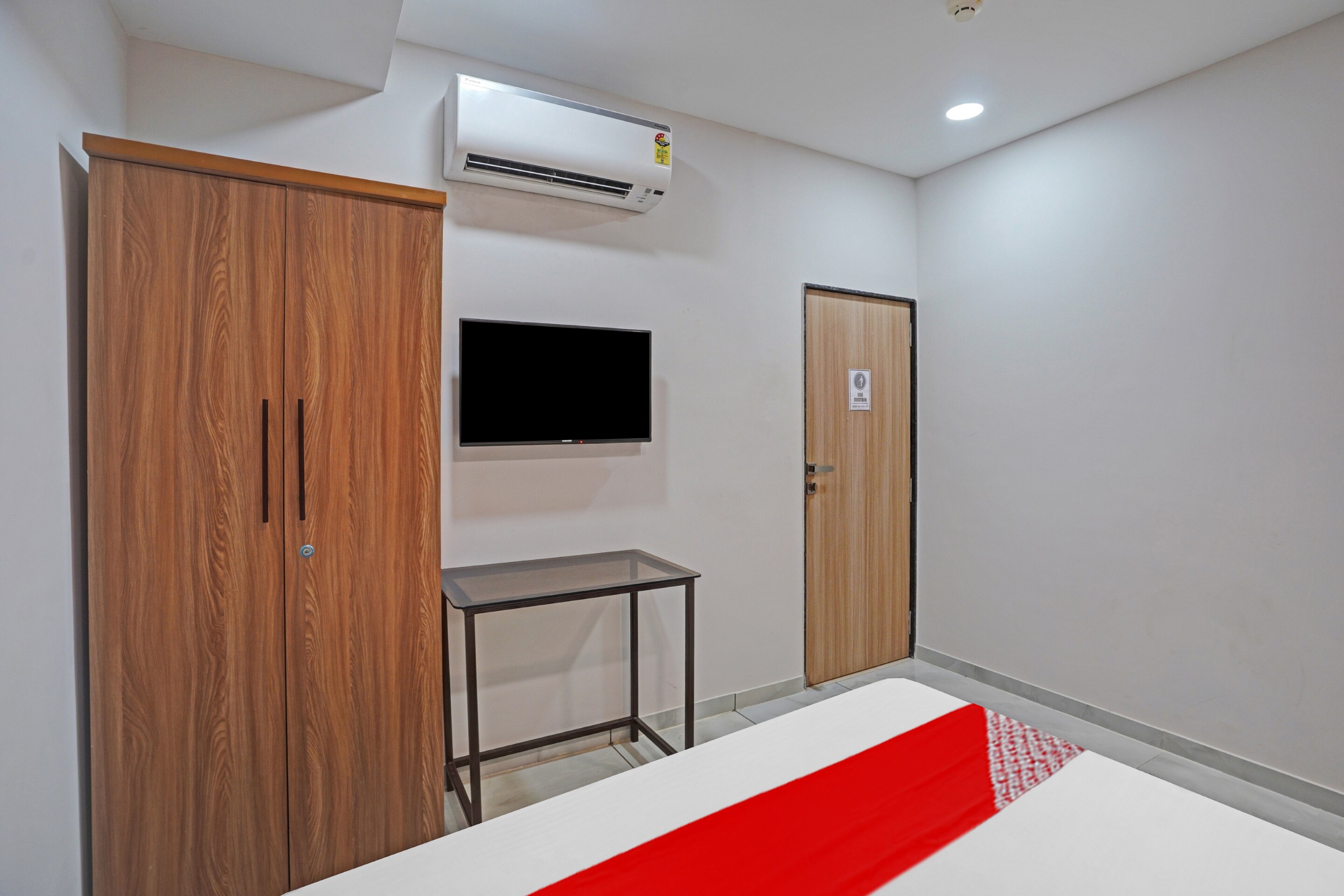 Hotel Sukoon, Premier Budget Friendly Luxury Hotel In Surat, Perfect For Families, Couples and Busin - Tap to explore photos