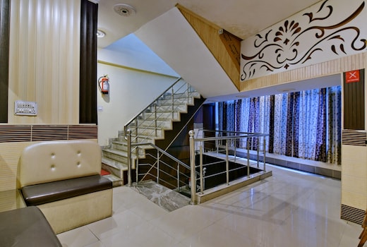 Hotel O Mehfil Hotel