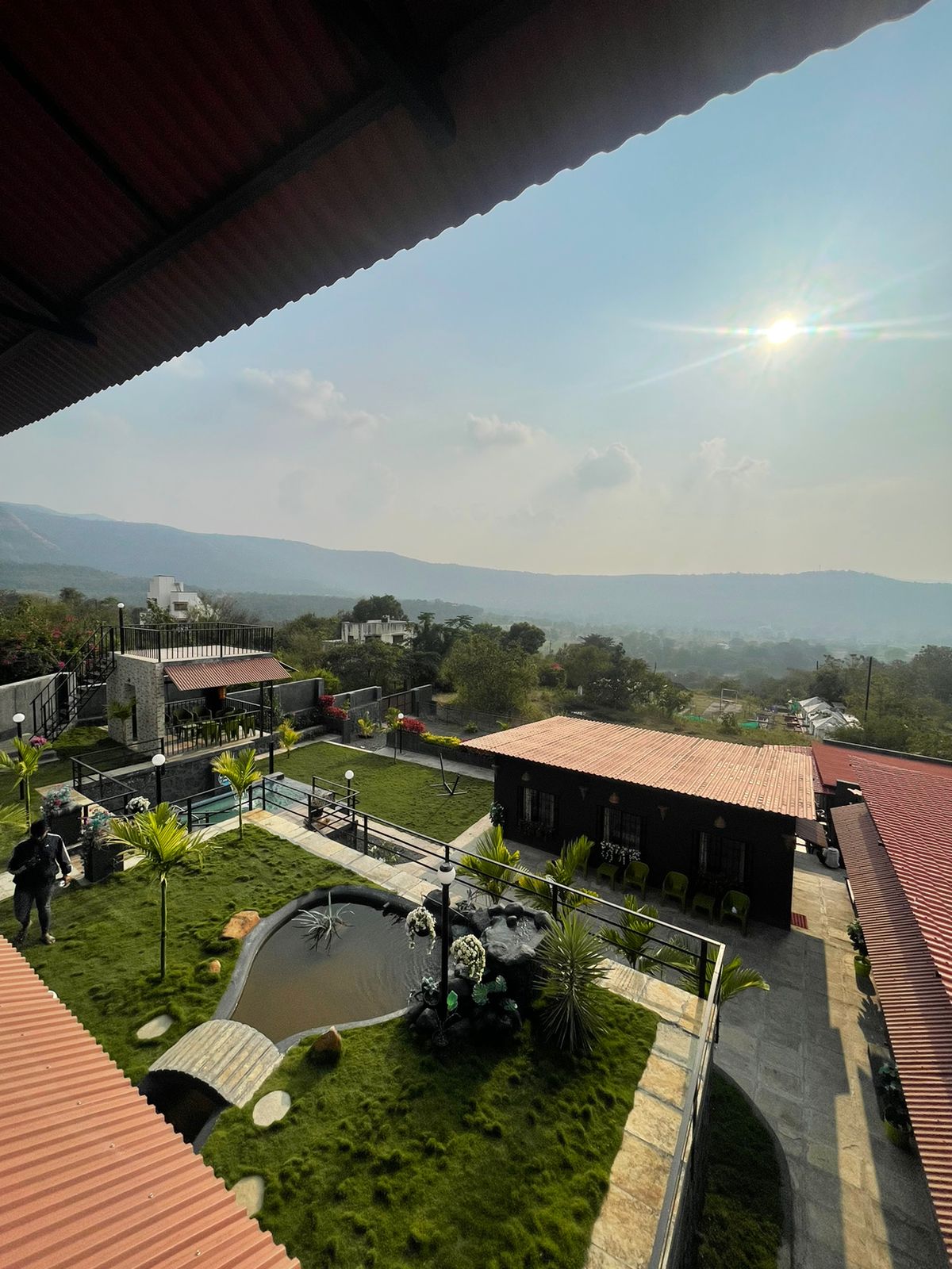 AppleStays Bogun Villa Retreat - Tap to explore photos