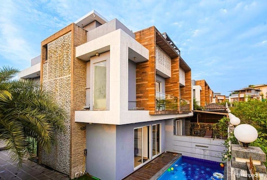 3Bhk Luxury villa With Private Pool Lonavala