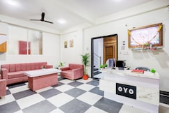 Hotel O Sarthak, Indore