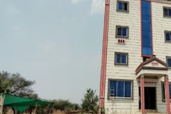 Hotel Sangram Lodging, Rahuri
