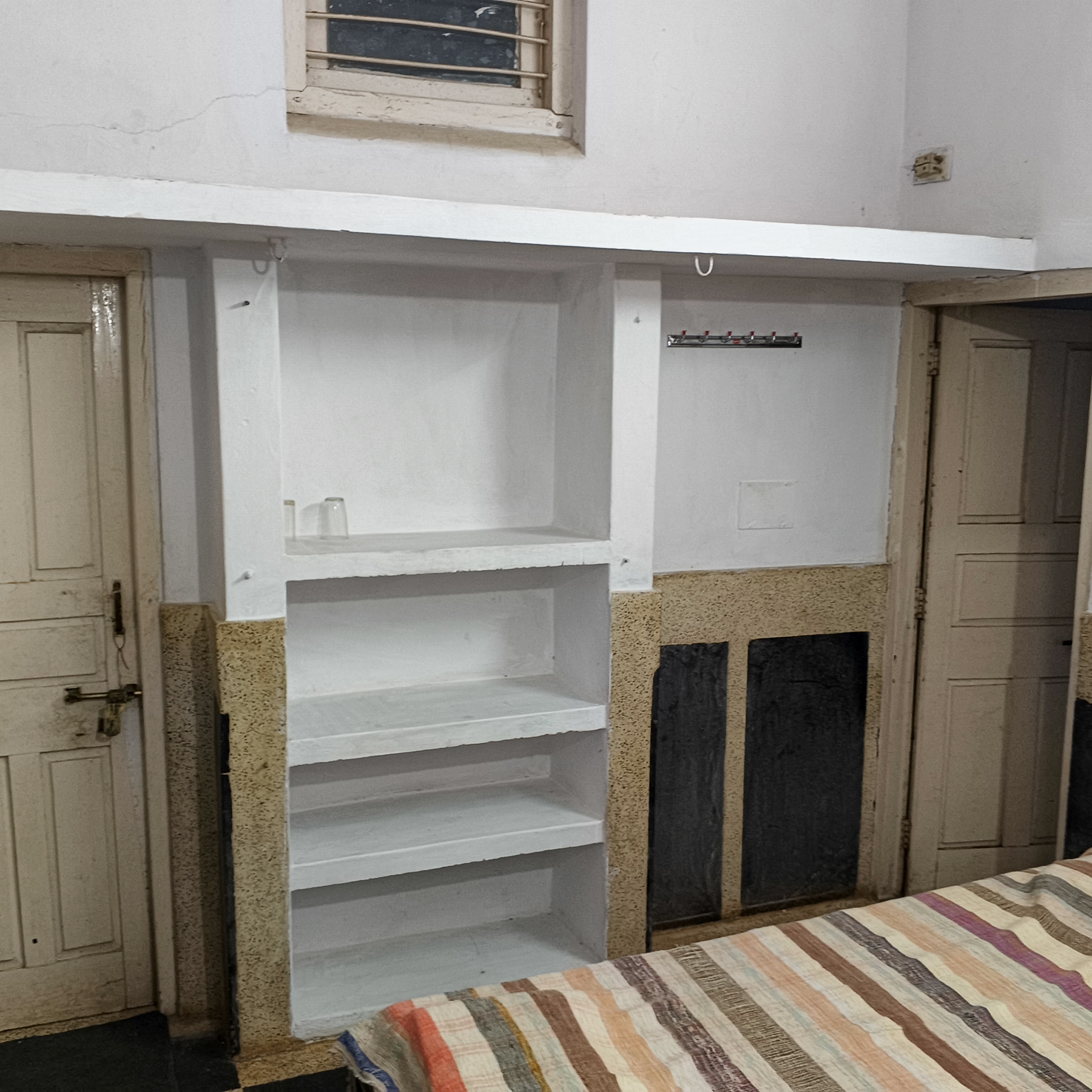 Ramu Guest house - Tap to explore photos