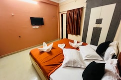 Binapani Bhavan 600M From Shree Jagannath Temple  Puri