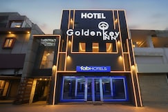 Via Golden Key Inn, Delhi