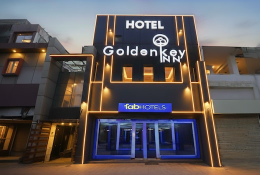 FabExpress Golden Key Inn