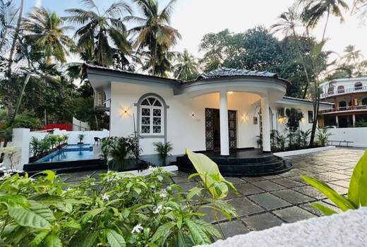 Plushmeadows by Kutir homestays.