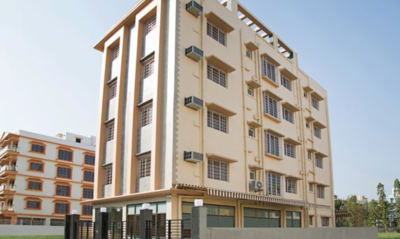 INDUS RESIDENCY - Tap to explore photos