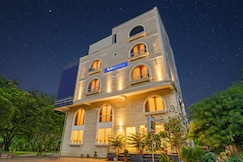 FabHotel New Krishna Palace, Indore