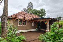 Heaven Hub Homestay Kajra, Parasia