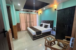 Laxman Homestay, Nichar