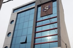 Hotel Solitaire, Tanakpur