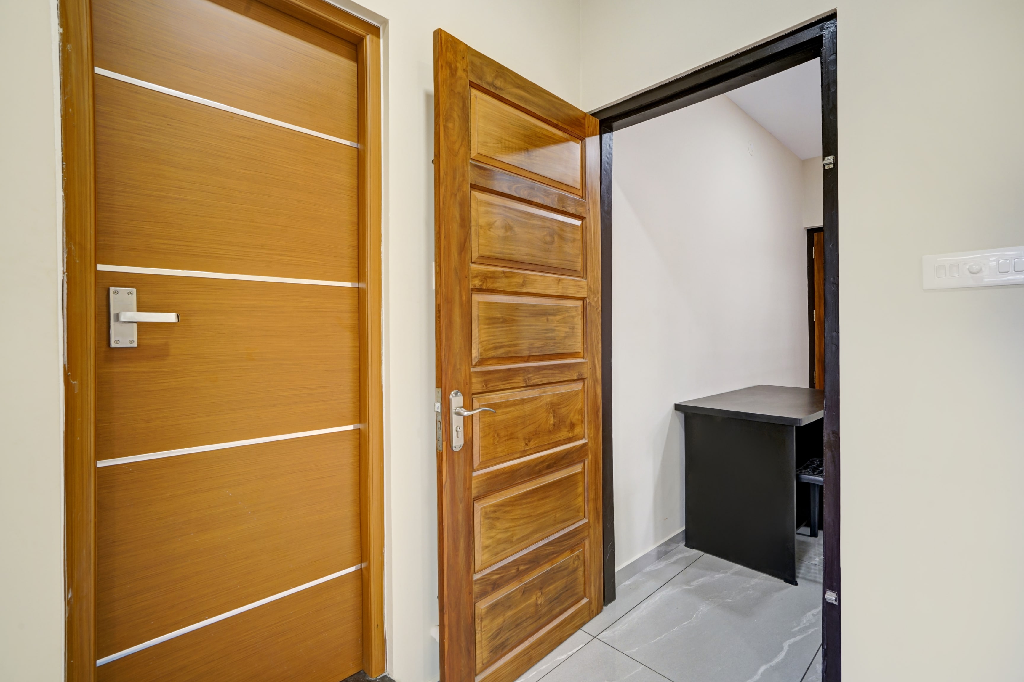Hotel O SOUPARNIKA RESIDENCY - Tap to explore photos