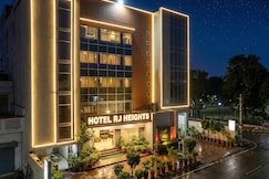 Hotel R J Heights, Chitrakoot