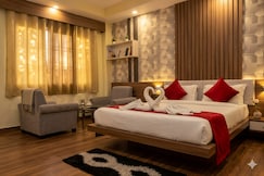 Hotel M.K. Plaza, Bodhgaya