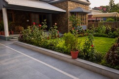 Bungalow By Poit Stays, Dehradun