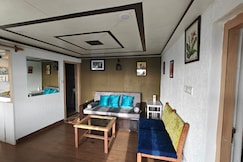 The Eagle Nest, Kanatal