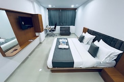 Hotel Season, Ahmedabad