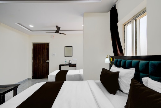 Super Hotel O PNR CONTINENTAL MOOSAPET