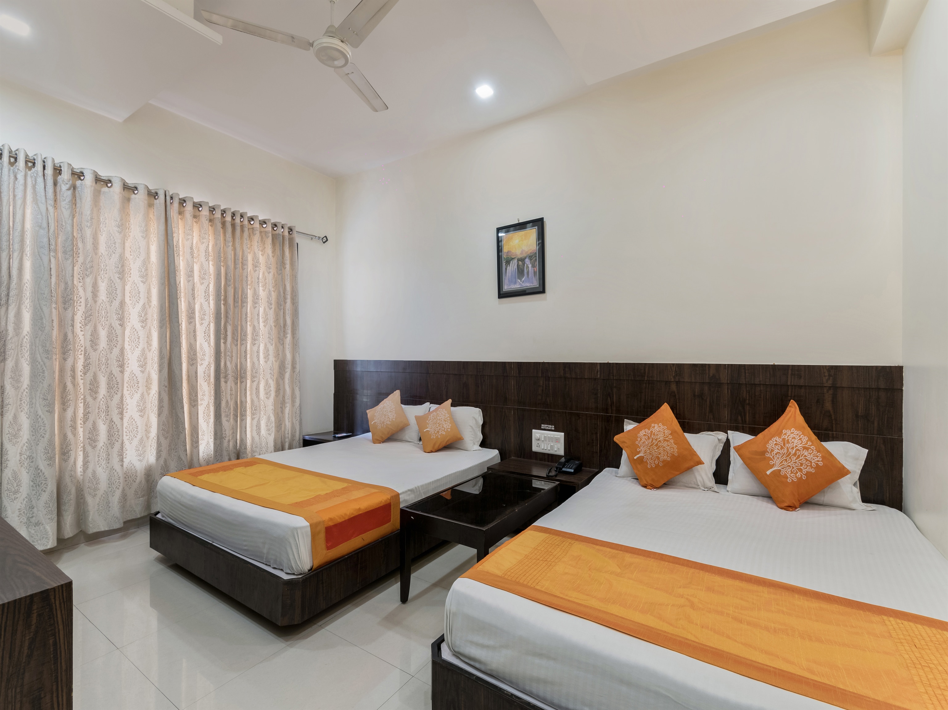 Deluxe Family Four Bed A.C 1