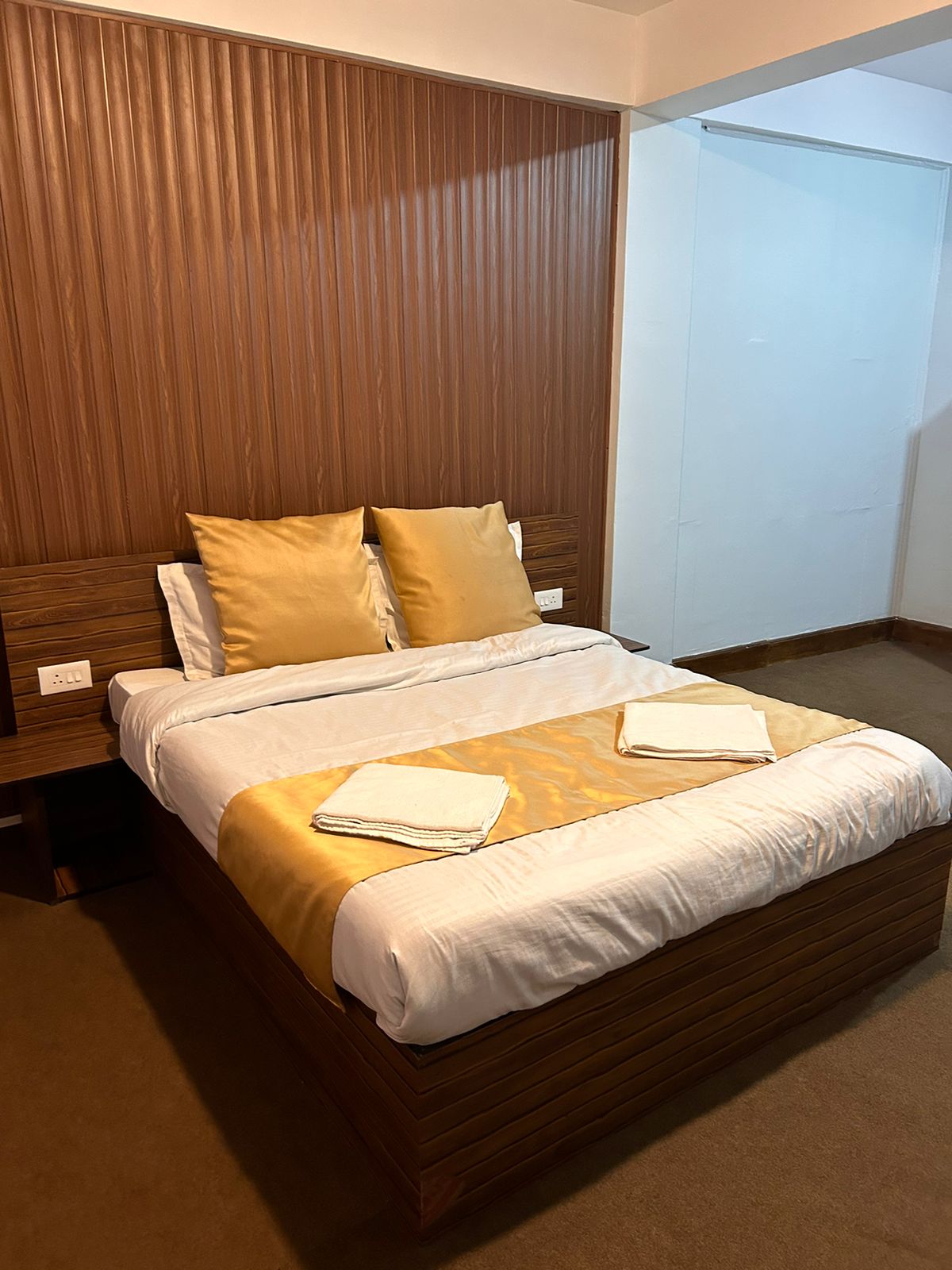 The Valayas Homestay - Tap to explore photos