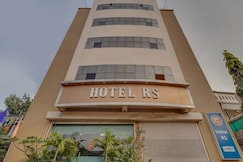 Hotel RS, Nagpur