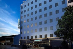 Hotel 81 Premier Hollywood