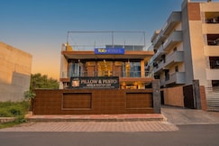 FabHotel Pillow & Pesto, Noida