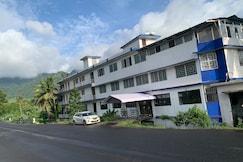 AMMA INN HIGHWAY HOTEL, Kutralam