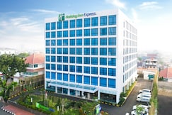 Holiday Inn Express Jakarta Matraman, Jakarta