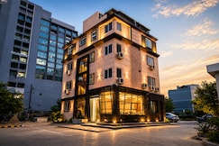 Signum CityScapes SKY Boutique Hotel, Indore