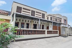 Hotel O Homestay Adreena Syariah, Pekalongan