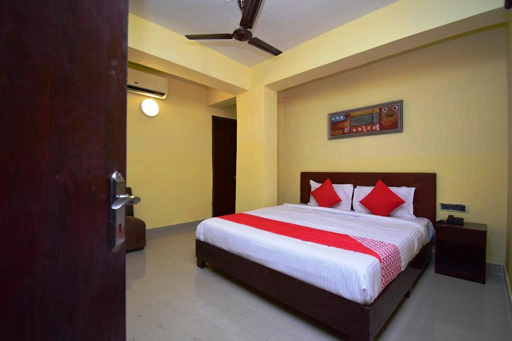 Hotel Jaypee Inn - Tap to explore photos