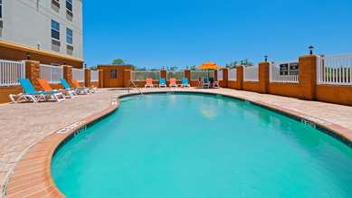 Best Western Ingleside Inn & Suites - Tap to explore photos