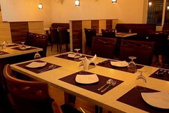 Hotel Meridian Inn, Kutralam